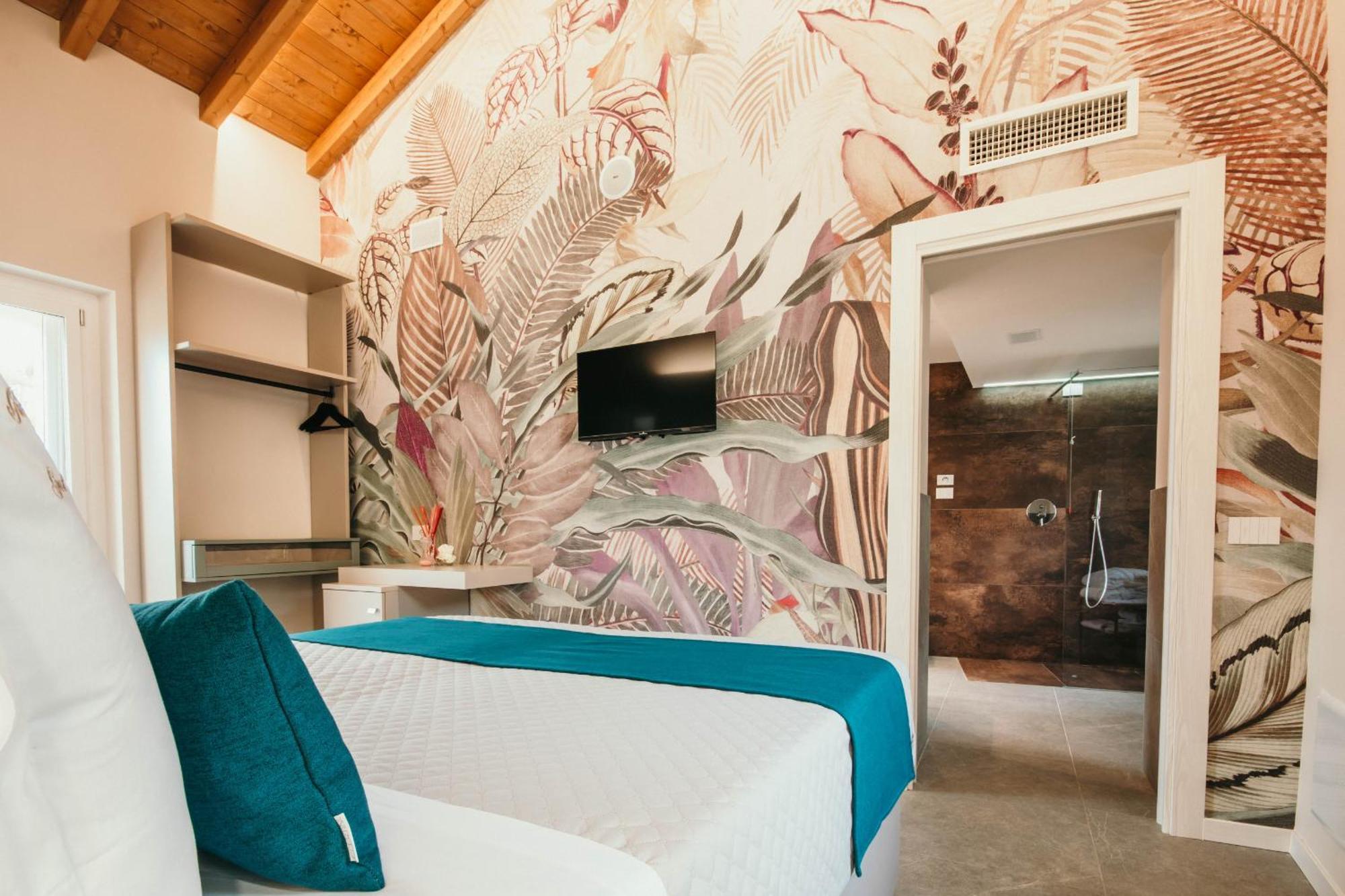 Gio Leo Guest House Lesa Buitenkant foto